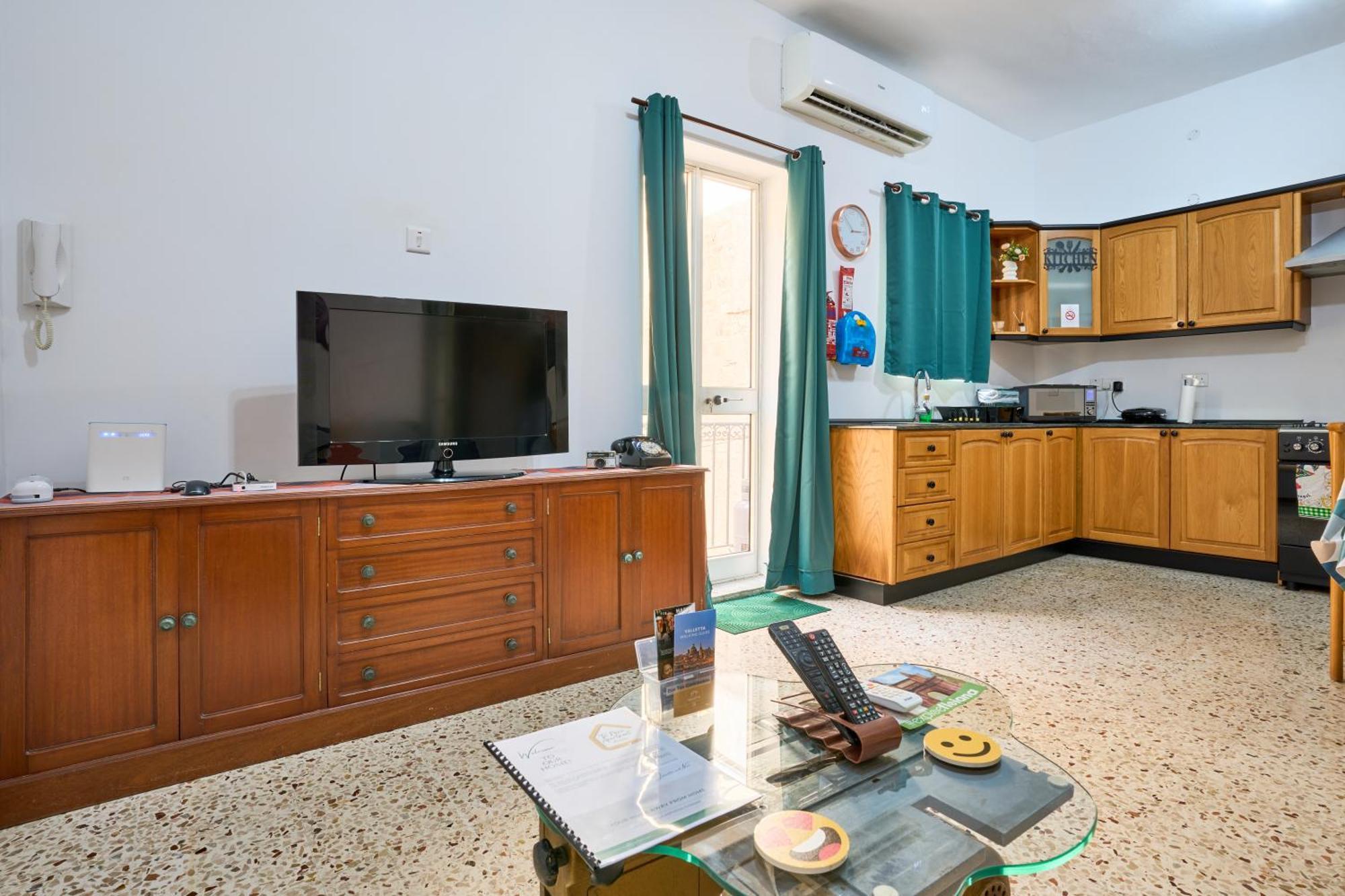 Ta' Nena Apartment In Floriana, 10 Minutes Away From Valletta Esterno foto